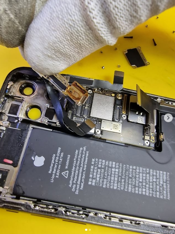 Reparacao iphone agua